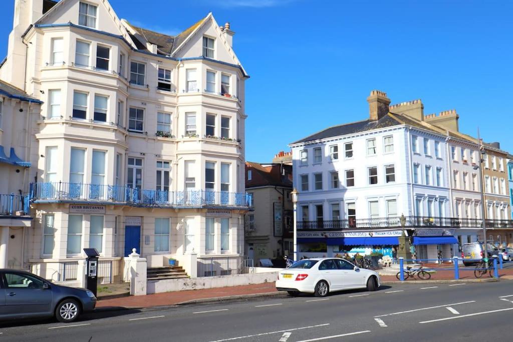 New Sunset Square Eastbourne 2 Bed Apartment, Long Stay Welcome Esterno foto